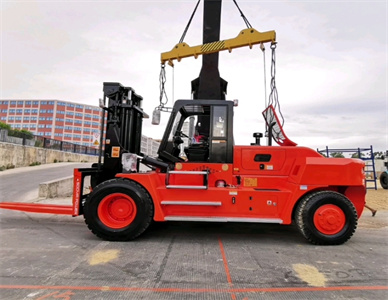叉车 (3).jpg