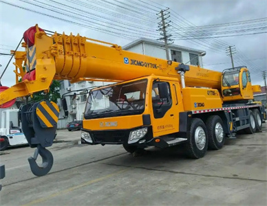 吊车.jpg